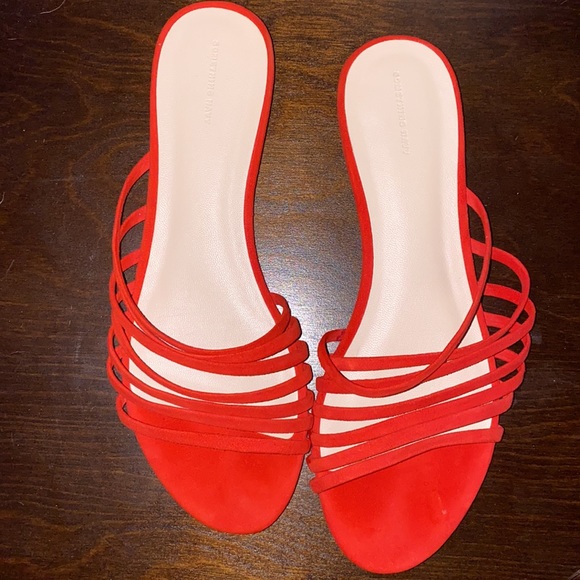 7.5W Red Strappy Sandal - Picture 6 of 6
